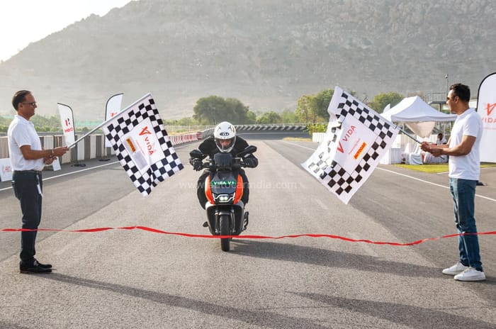 Feature: Smashing a Guinness World Records Title on a Vida V1 Pro